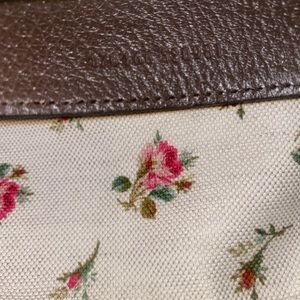 Gucci cross body bag